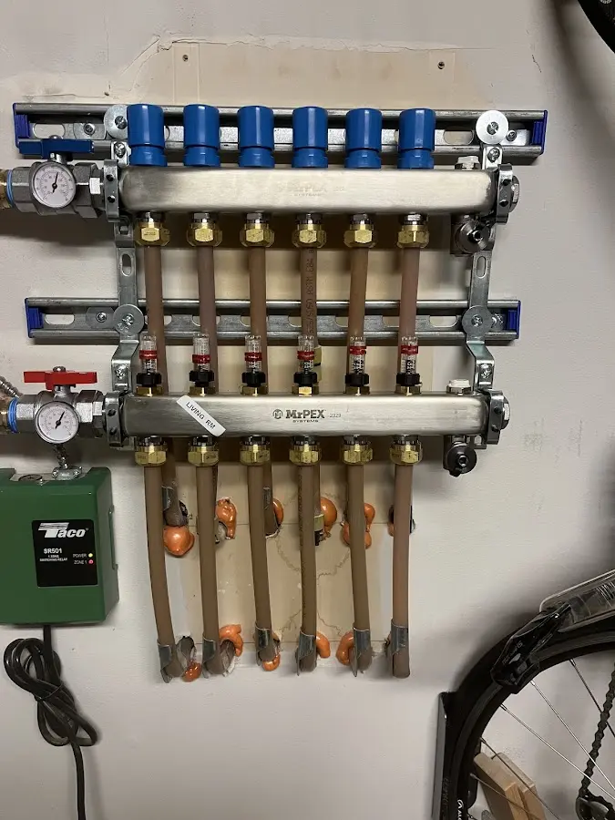 Plumber performing Sink Repair at a residential property in Wapato